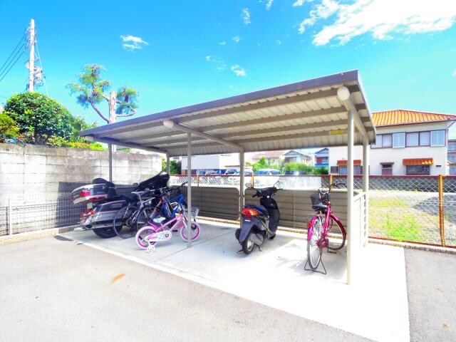  東海道本線/静岡駅 バス26分汐出町停下車:停歩5分 2階 築9年