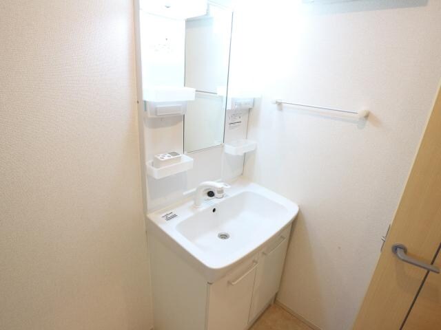  東海道本線/静岡駅 バス26分汐出町停下車:停歩5分 2階 築9年