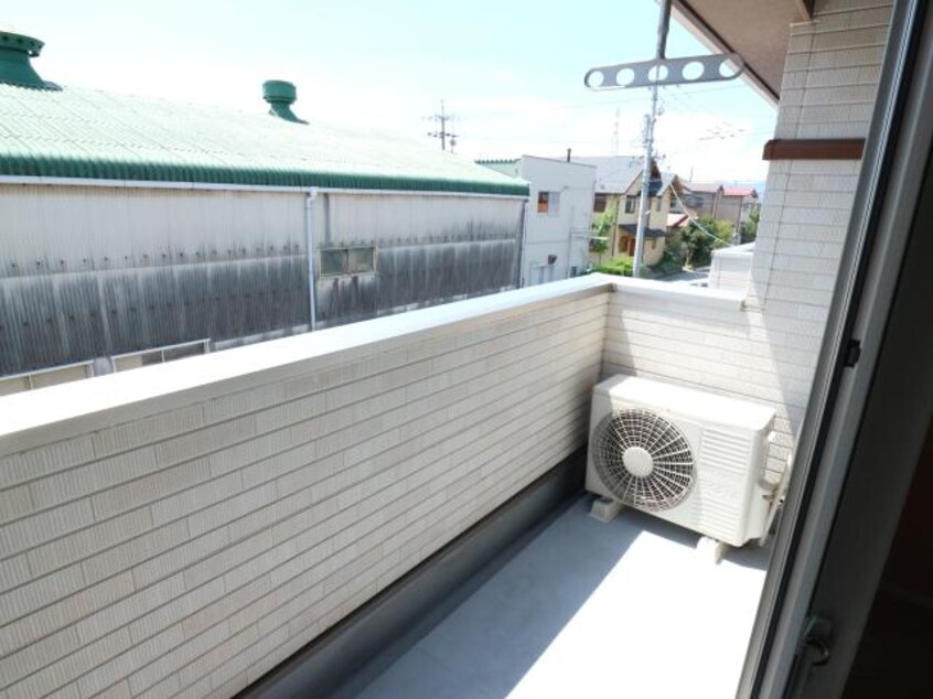  東海道本線/静岡駅 バス26分汐出町停下車:停歩5分 2階 築9年