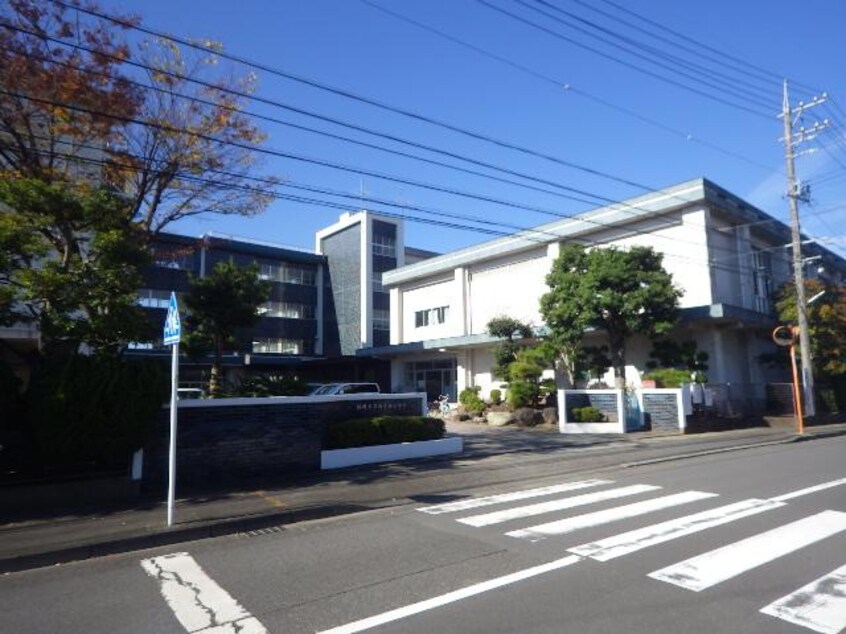 静岡市立西奈南小学校(小学校)まで779m 東海道本線/静岡駅 バス26分汐出町停下車:停歩5分 2階 築9年