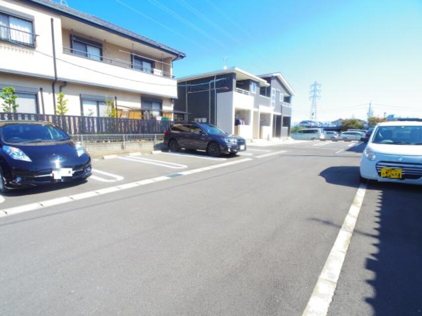  静岡鉄道静岡清水線/狐ケ崎駅 徒歩15分 2階 築8年