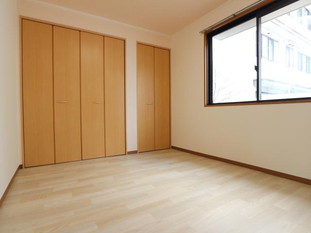  東海道本線/静岡駅 バス25分南瀬名町下車:停歩4分 1階 築32年