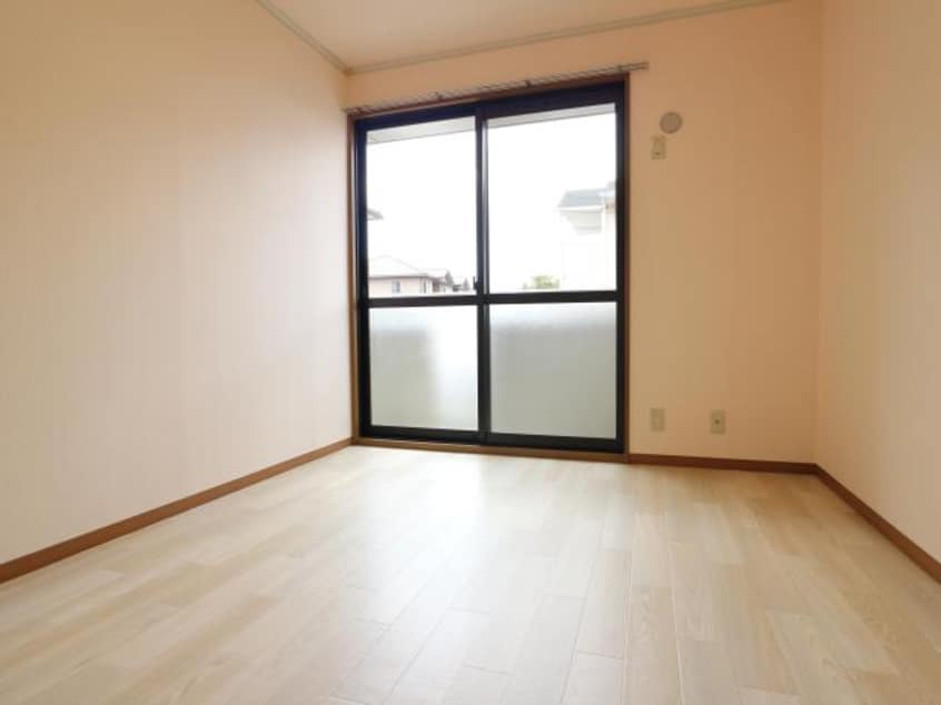  東海道本線/静岡駅 バス25分南瀬名町下車:停歩4分 1階 築32年