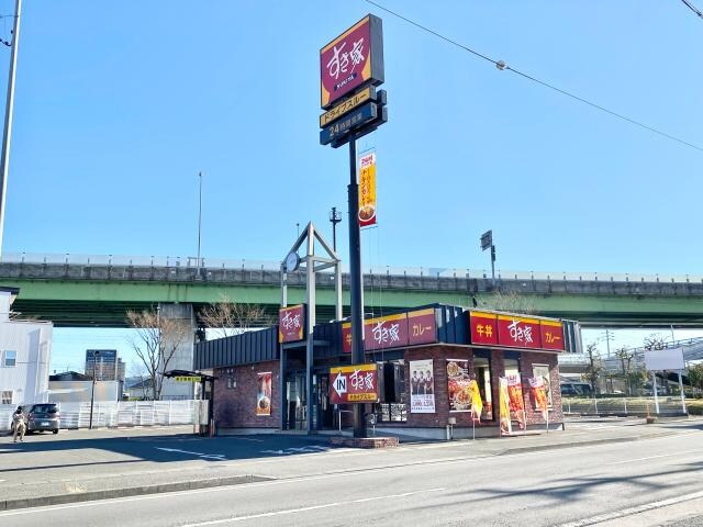 すき家清水鳥坂店(その他飲食（ファミレスなど）)まで415m 東海道本線/静岡駅 バス25分鳥坂営業所下車:停歩6分 1階 築28年