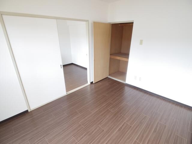  東海道本線/草薙駅 徒歩20分 2階 築31年