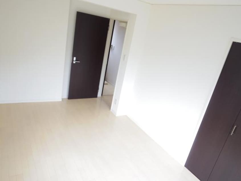  静岡鉄道静岡清水線/県総合運動場駅 徒歩8分 2階 築18年