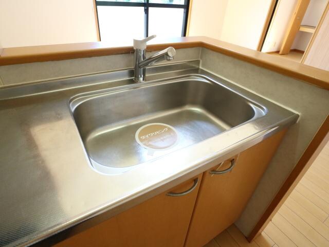  静岡鉄道静岡清水線/県立美術館前駅 徒歩14分 2階 築24年