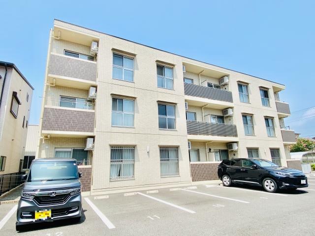  静岡鉄道静岡清水線/新静岡駅 バス17分瀬名川一丁目下車:停歩3分 2階 築9年