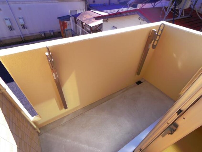  静岡鉄道静岡清水線/新静岡駅 バス17分瀬名川一丁目下車:停歩3分 2階 築9年