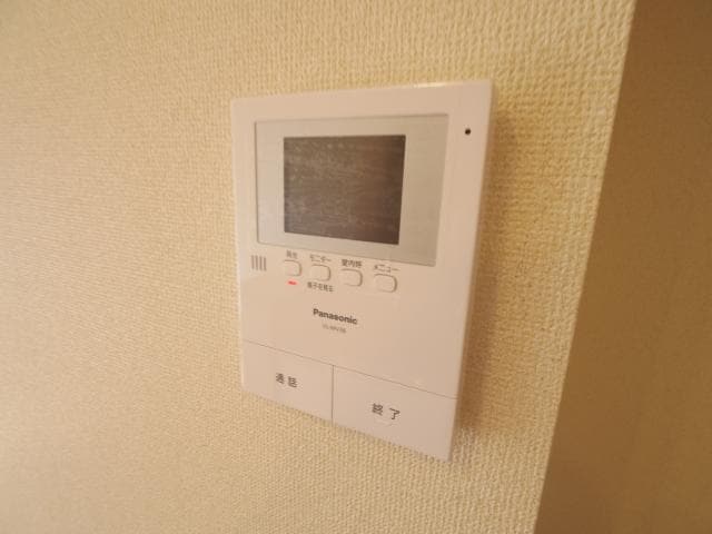  静岡鉄道静岡清水線/新静岡駅 バス17分瀬名川一丁目下車:停歩3分 2階 築9年