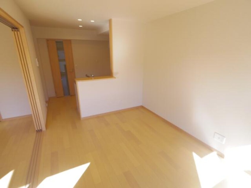  静岡鉄道静岡清水線/新静岡駅 バス17分瀬名川一丁目下車:停歩3分 2階 築9年