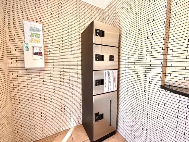  東海道本線/草薙駅 バス12分瀬名リンク西奈前下車:停歩9分 1階 築8年