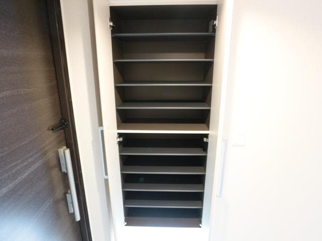  東海道本線/静岡駅 バス32分西奈中学常葉入口下車:停歩2分 3階 築8年