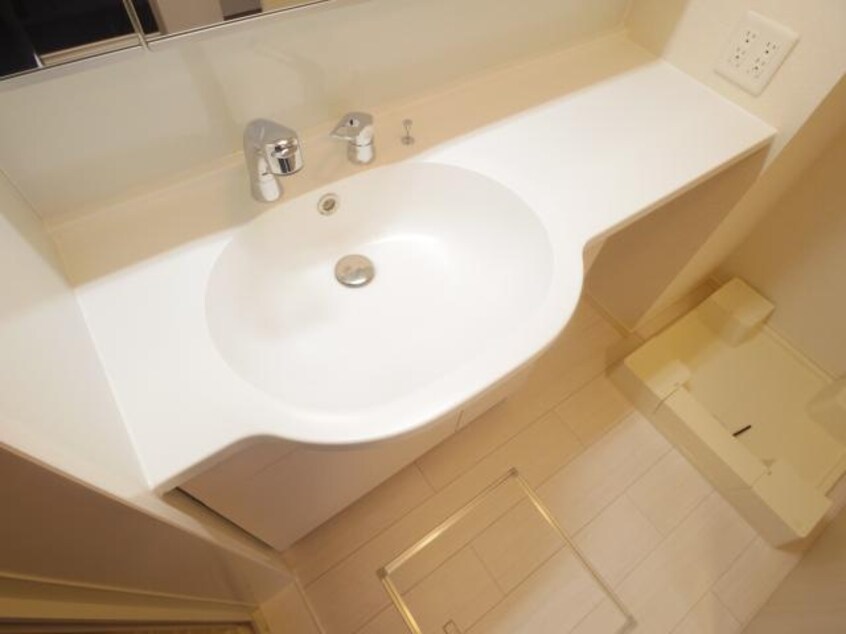  東海道本線/草薙駅 徒歩20分 2階 築9年