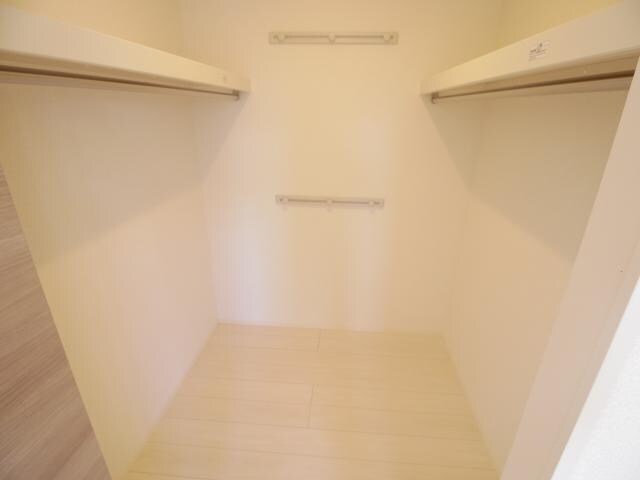  東海道本線/草薙駅 徒歩20分 2階 築9年