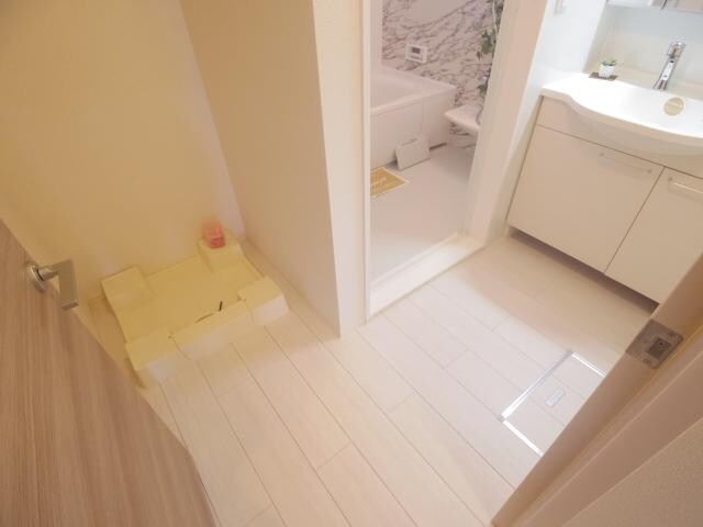  東海道本線/草薙駅 徒歩20分 2階 築9年