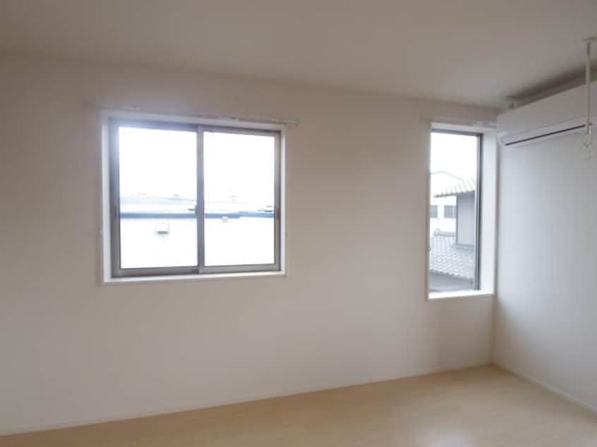  東海道本線/草薙駅 徒歩16分 2階 築7年