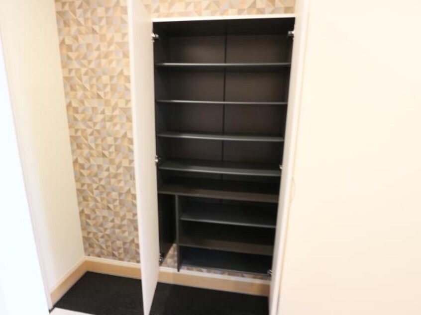  静岡鉄道静岡清水線/古庄駅 徒歩25分 1階 築7年