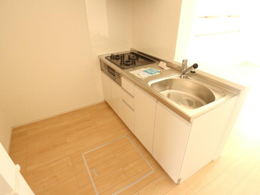  東海道本線/草薙駅 バス10分東瀬名町下車:停歩10分 1階 築6年