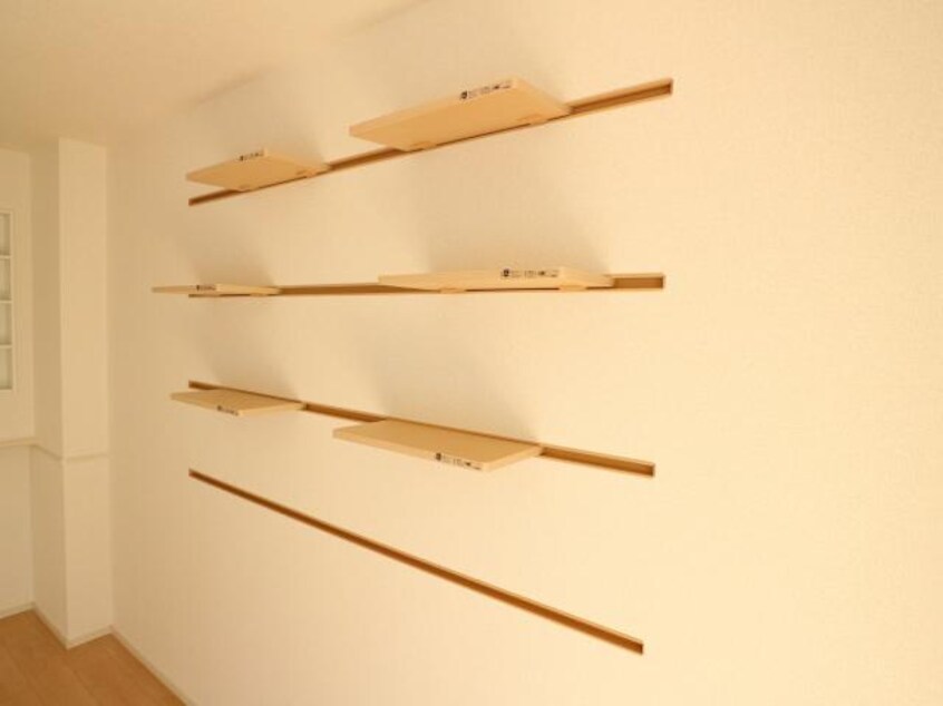  東海道本線/草薙駅 バス10分東瀬名町下車:停歩10分 1階 築6年