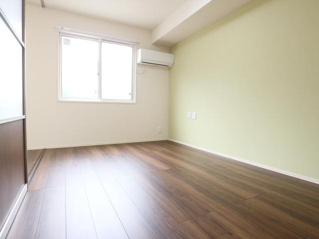  静岡鉄道静岡清水線/県立美術館前駅 徒歩16分 1階 築6年