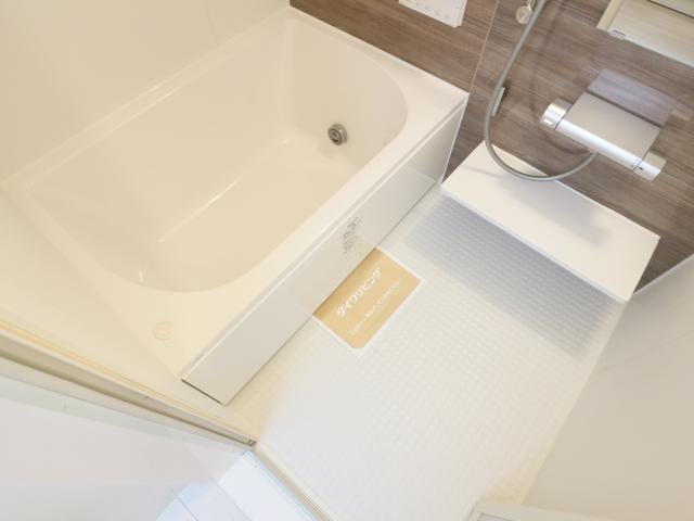  静岡鉄道静岡清水線/県立美術館前駅 徒歩16分 1階 築6年