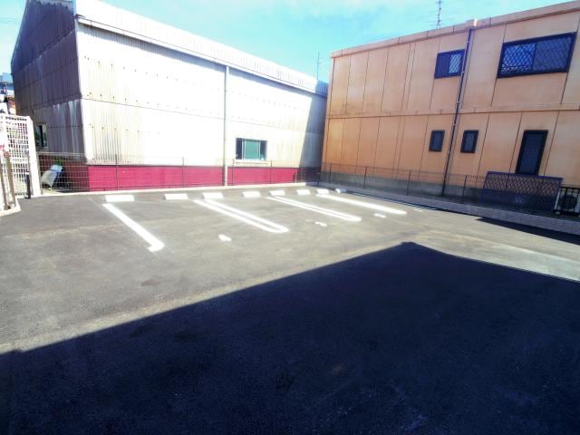  静岡鉄道静岡清水線/県立美術館前駅 徒歩16分 1階 築6年