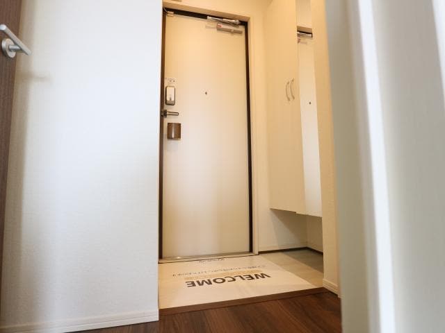  静岡鉄道静岡清水線/県立美術館前駅 徒歩16分 1階 築6年