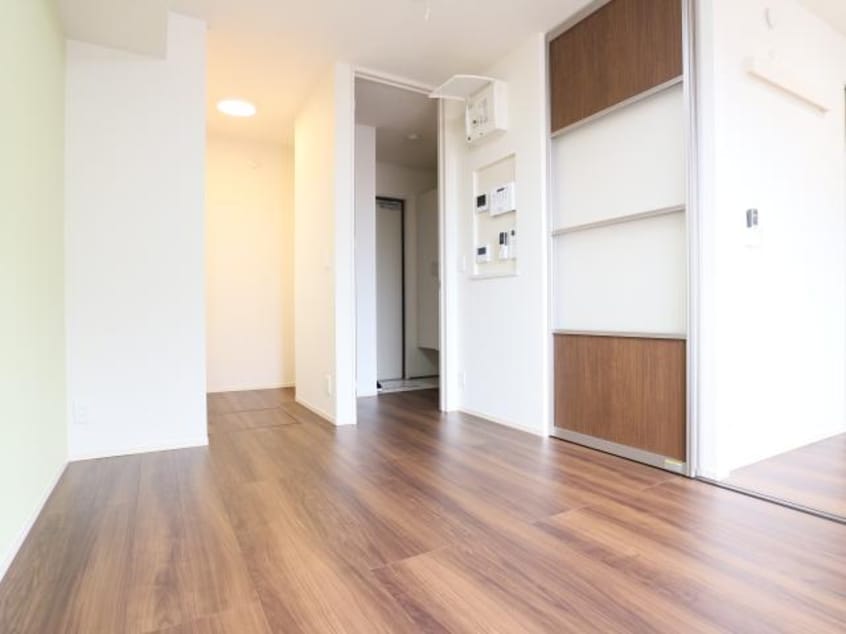  静岡鉄道静岡清水線/県立美術館前駅 徒歩16分 1階 築6年