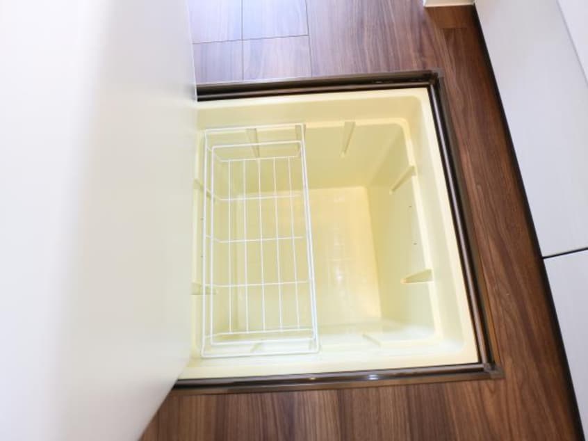  静岡鉄道静岡清水線/県立美術館前駅 徒歩16分 1階 築6年