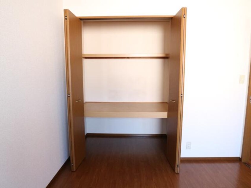  東海道本線/草薙駅 徒歩23分 2階 築22年