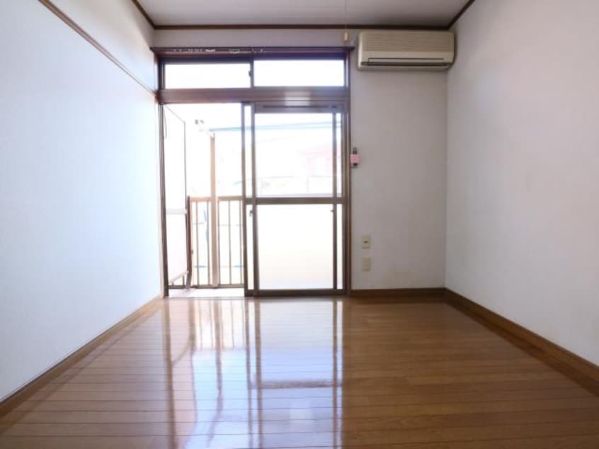  東海道本線/静岡駅 バス26分常葉大学付属橘高校入口下車:停歩2分 1階 築32年