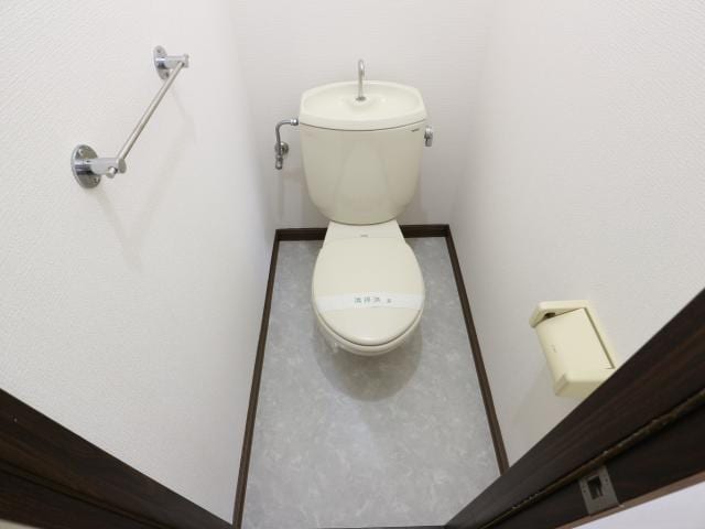 同物件イメージ 東海道本線/草薙駅 バス17分瀬名新田下車:停歩1分 1階 築33年