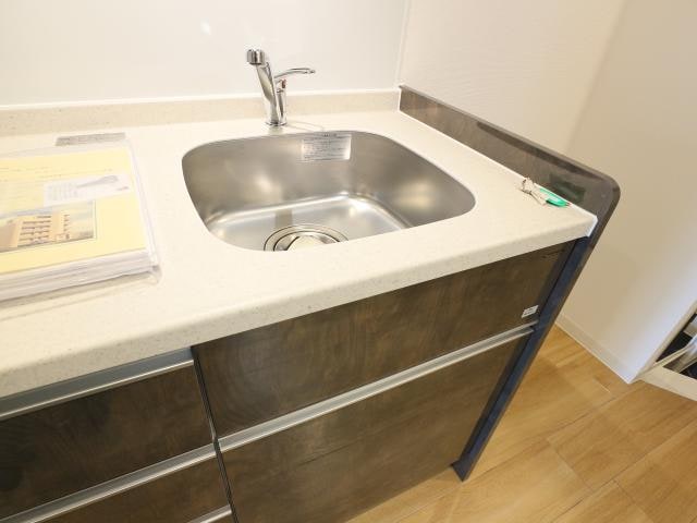  東海道本線/草薙駅 徒歩8分 3階 築3年