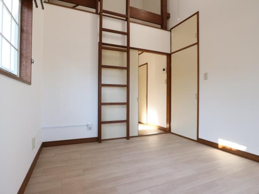  東海道本線/草薙駅 徒歩15分 2階 築36年