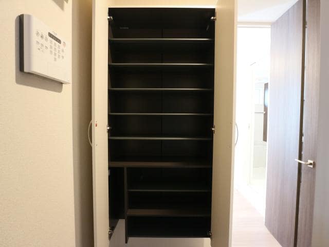  東海道本線/草薙駅 徒歩4分 2階 築3年