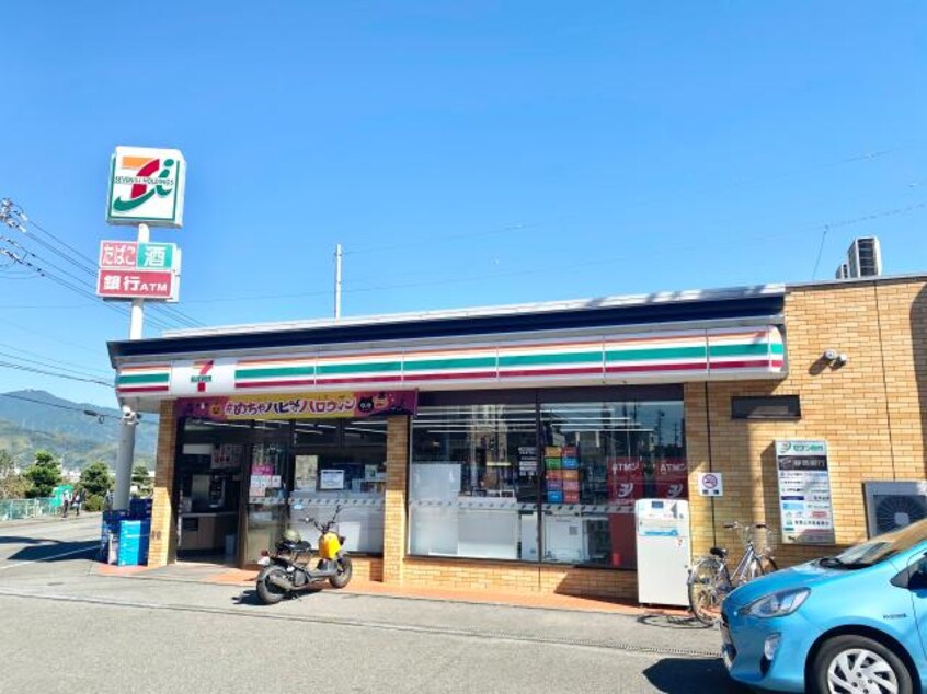 セブンイレブン清水草薙店(コンビニ)まで173m 東海道本線/草薙駅 徒歩10分 4階 築31年