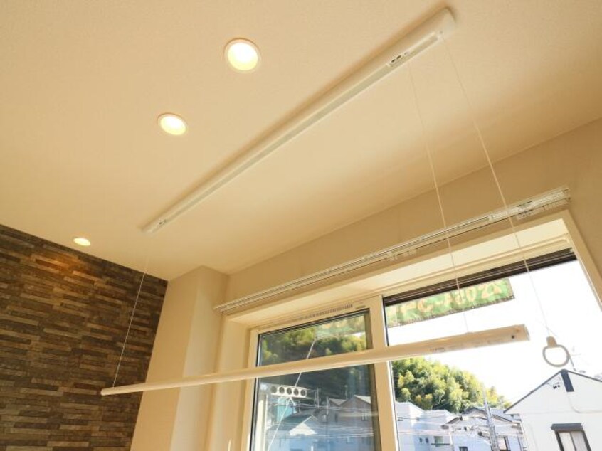  東海道本線/草薙駅 バス11分常葉大学附属橘高校入口下車:停歩4分 2階 築1年