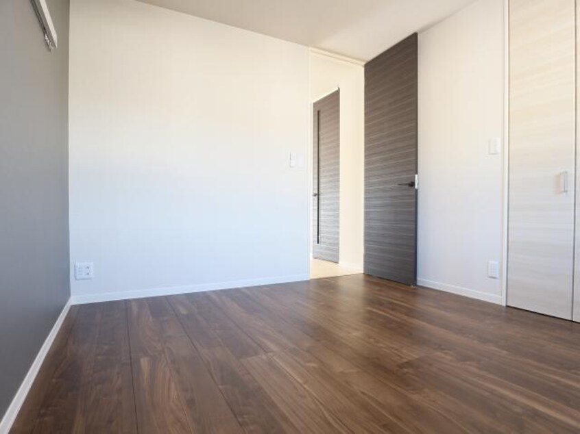  東海道本線/草薙駅 バス11分常葉大学附属橘高校入口下車:停歩4分 2階 築1年