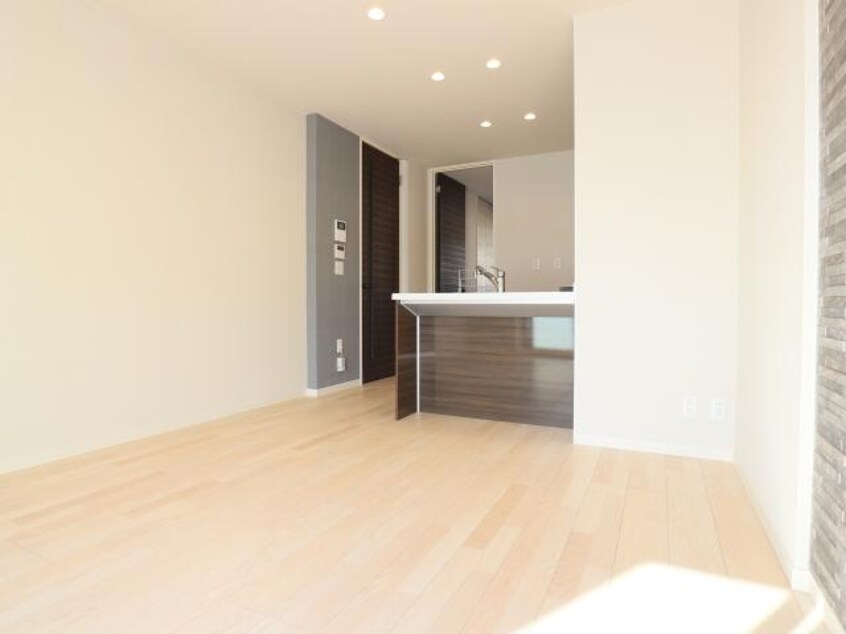  東海道本線/草薙駅 バス11分常葉大学附属橘高校入口下車:停歩4分 2階 築1年