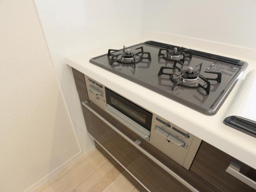  東海道本線/草薙駅 バス11分常葉大学附属橘高校入口下車:停歩4分 2階 築1年