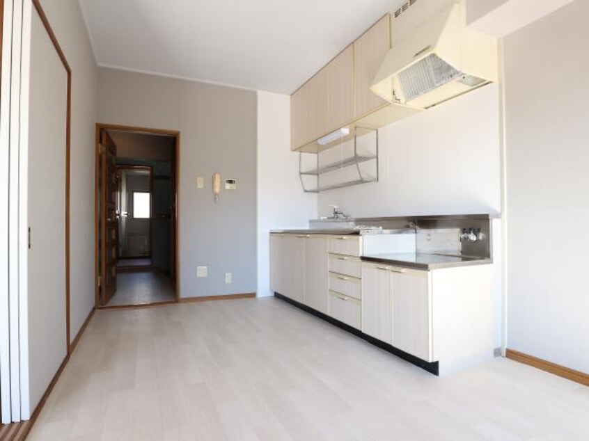  東海道本線/草薙駅 バス11分常葉大学付属橘高校入口停下車:停歩6分 2階 築28年