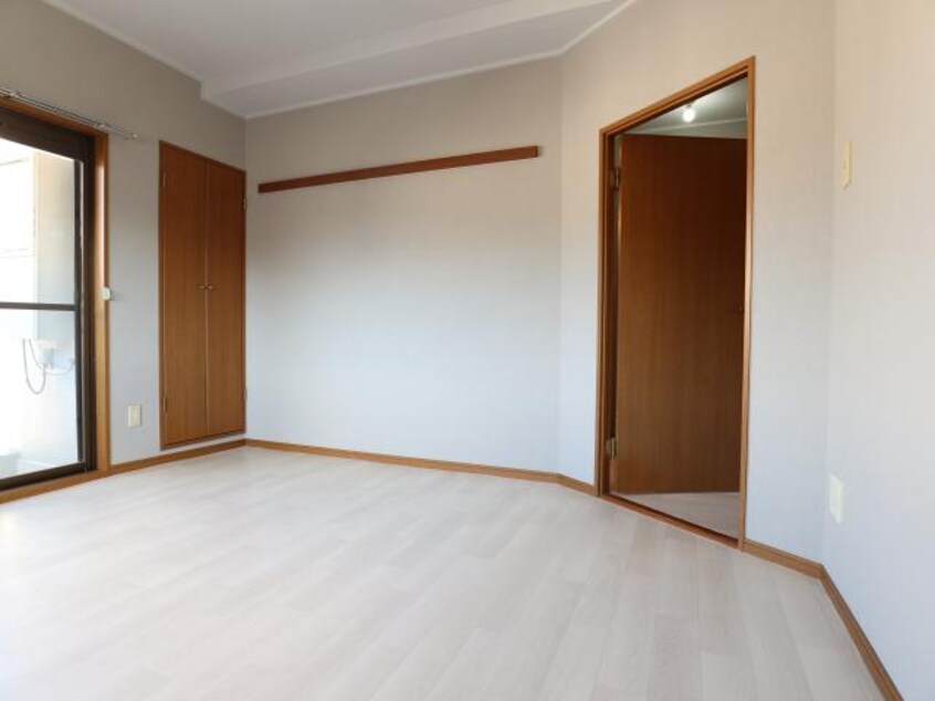  東海道本線/草薙駅 バス11分常葉大学付属橘高校入口停下車:停歩6分 2階 築28年