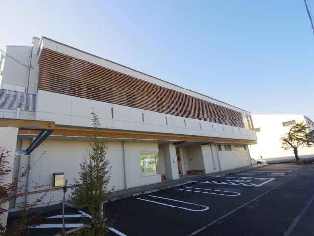 うど東保育園(幼稚園/保育園)まで975m 静岡鉄道静岡清水線/狐ケ崎駅 徒歩8分 2階 築1年