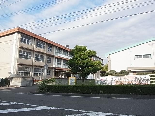 静岡市立清水有度第一小学校(小学校)まで1189m 静岡鉄道静岡清水線/狐ケ崎駅 徒歩8分 2階 築1年