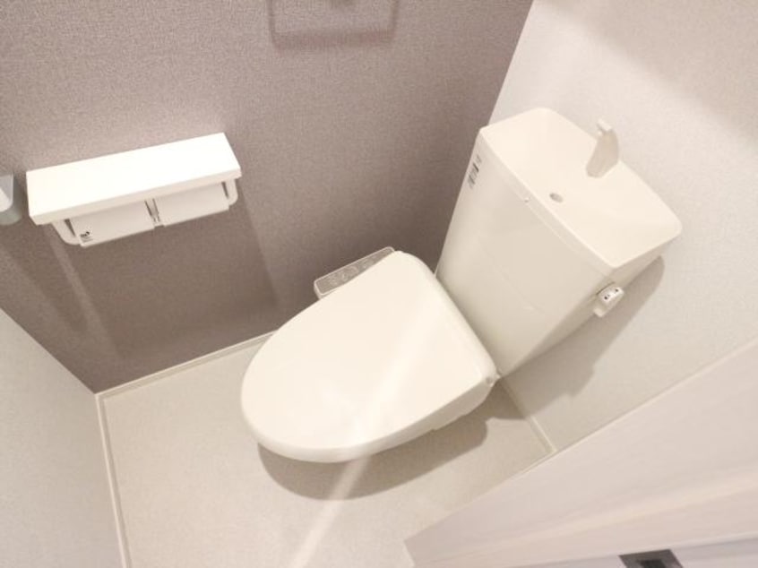  東海道本線/草薙駅 バス16分瀬名リンク西奈前下車:停歩5分 2階 築1年