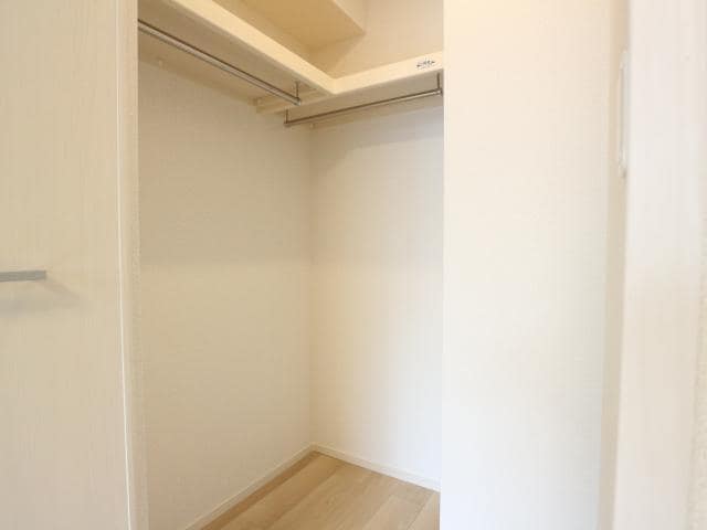  東海道本線/草薙駅 バス16分瀬名リンク西奈前下車:停歩5分 2階 築1年