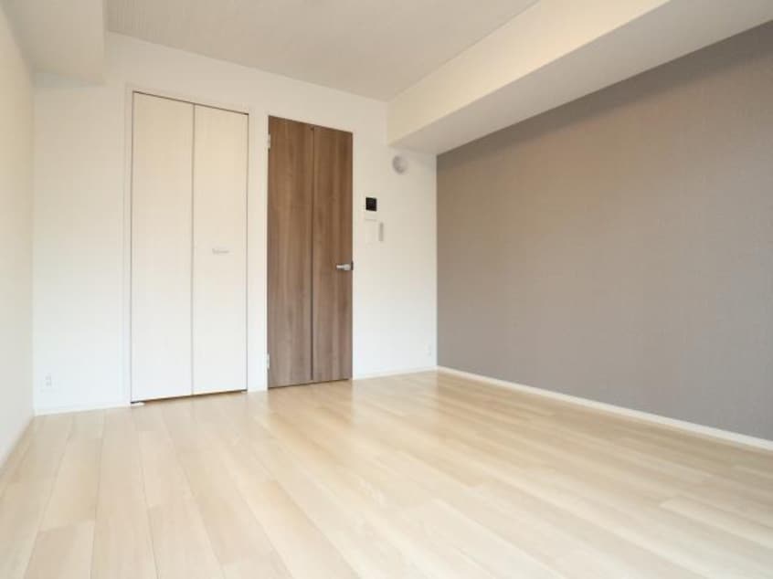  東海道本線/草薙駅 バス16分瀬名リンク西奈前下車:停歩5分 2階 築1年