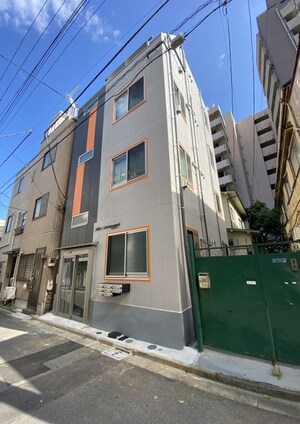 ジュリアス三ノ輪