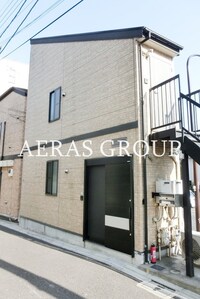 ライフピアリリー